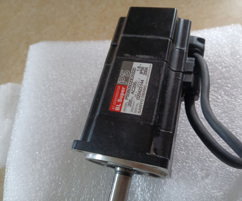 NEW P50B05020DXS20 SANYO DENKI MOTOR 200W,1.6A